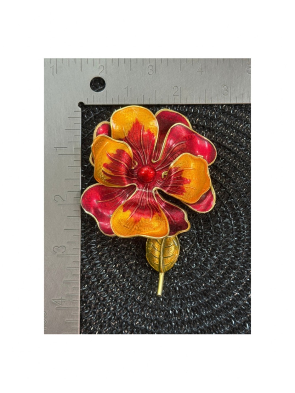 Red Gold Flower Brooch One Size - Picture 4 of 4